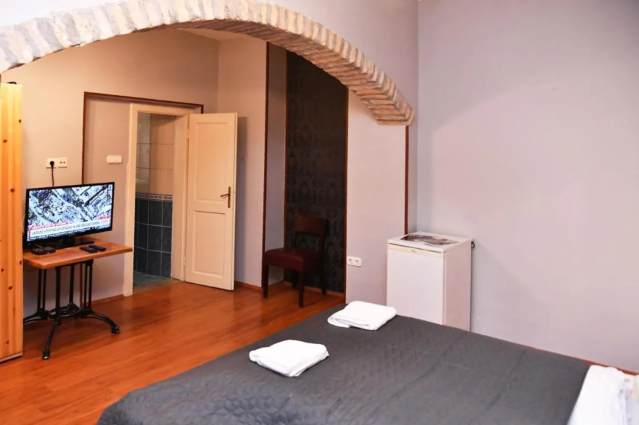 Five Seasons Vaci Utca Apartment Boedapest