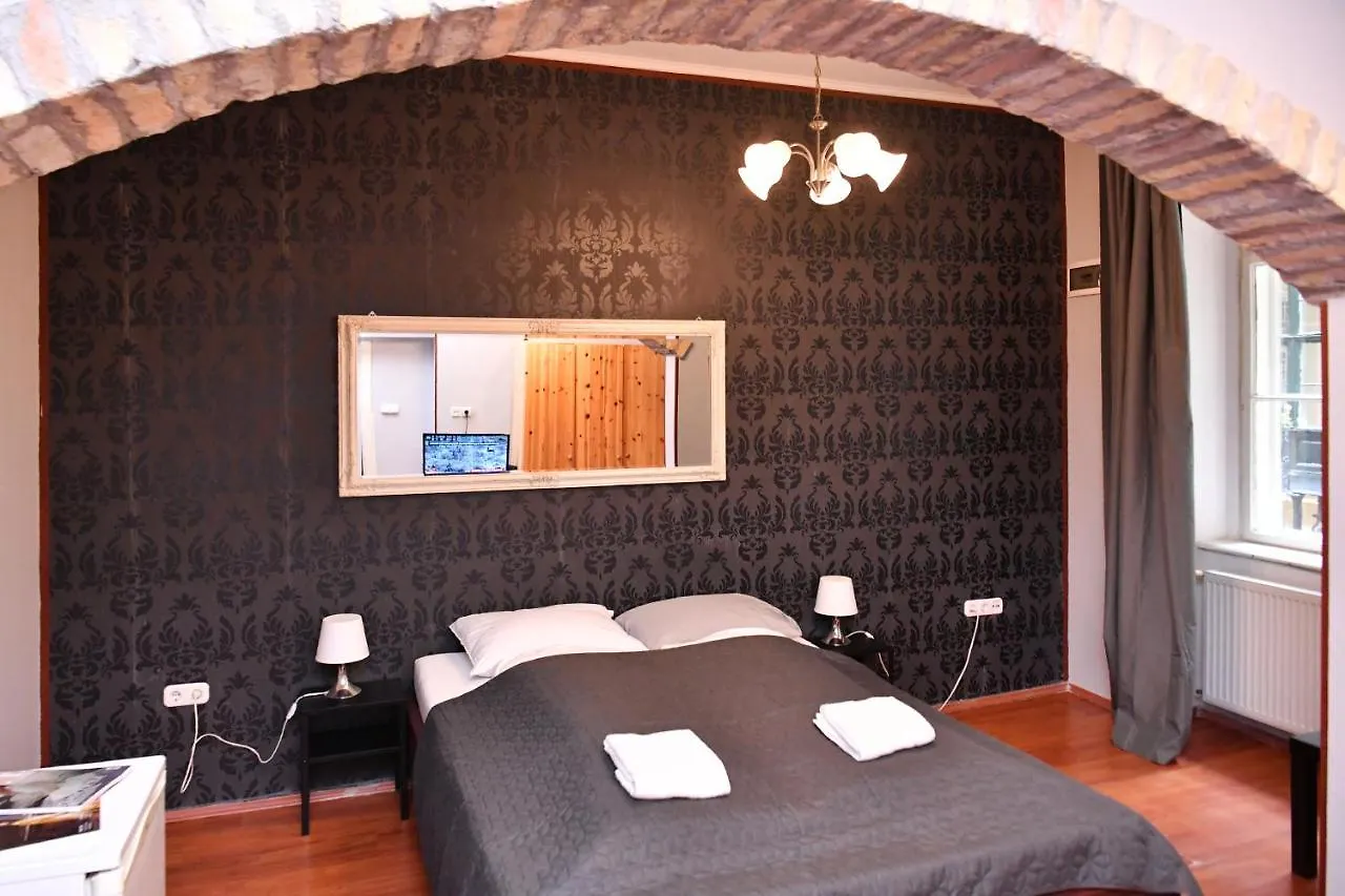 Five Seasons Vaci Utca Apartment Boedapest