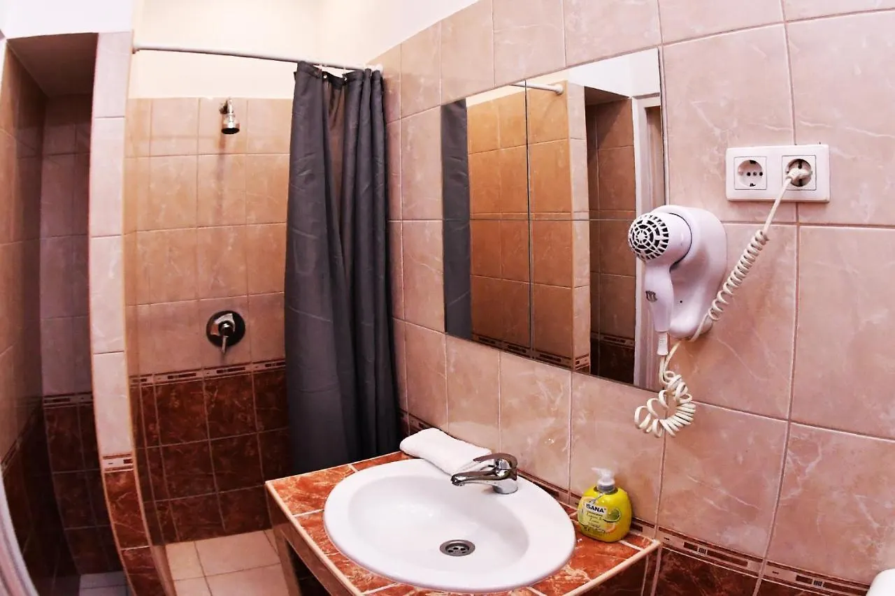 Five Seasons Vaci Utca Apartment Boedapest